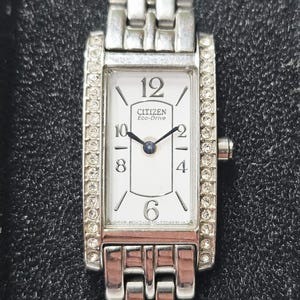 Vintage Citizen Eco Drive Watch Women display picture 3