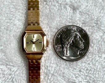 Vintage Baylor 17 Jewels Mechanical Hand-winding Ladies  display picture 2