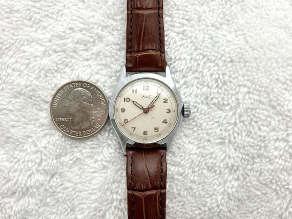 Vintage MiloS 7 Jewels Military Mechanical Hand-Winding Swiss Made Watch View 2