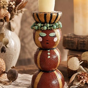 Handbemalter Kerzenhalter aus Holz - Folk Art Decor