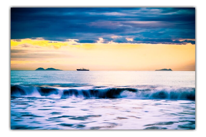 Coronado Beach, CA - Seascape Sunset Decor - Available as Paper, Canvas, & Metal Fine Art Prints immagine 8