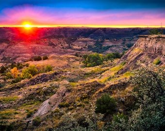 North Dakota Badlands, Nature Photography Decor, Unique Nature, Colorful Landscape, Sunrise Photos