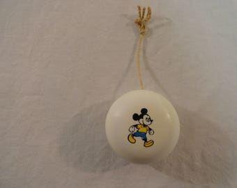 Vintage Mickey Mouse Yo-Yo