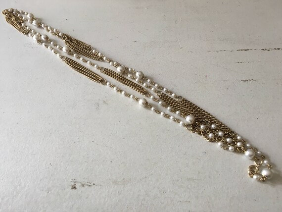 Vintage Faux Pearl and Gold Chain Beaded Necklace… - image 2