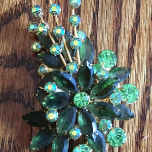 Juliana D&E Dark Khaki Green and Peridot Aurora Borealis Rhinestone Spray Flower Brooch 1475