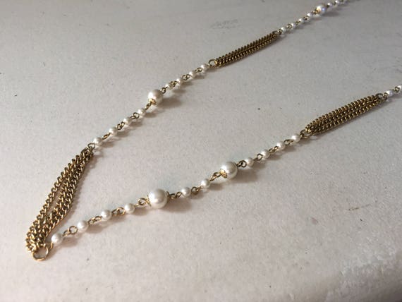 Vintage Faux Pearl and Gold Chain Beaded Necklace… - image 4