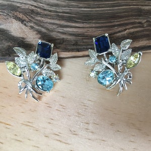 Coro Vintage Jonquil Yellow, Dark Sapphire and Light Blue Rhinestone Bouquet Earrings 1692