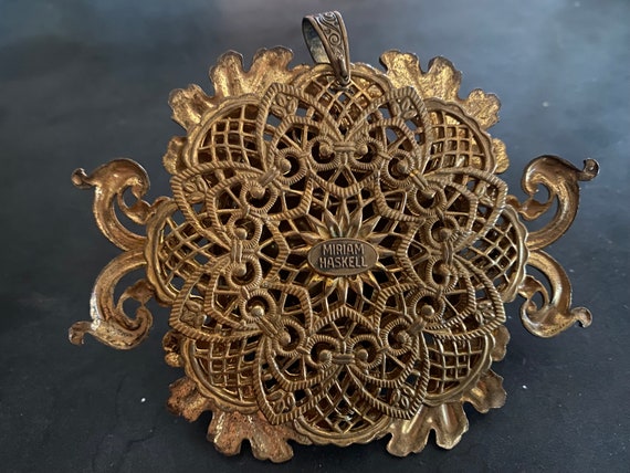 Signed Miriam Haskell Huge Ornate Gold Toned Lion… - image 9