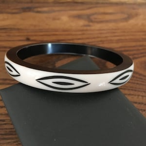 Vintage Dark Tortoise Brown and Ivory Resin Bangle Bracelet 1299