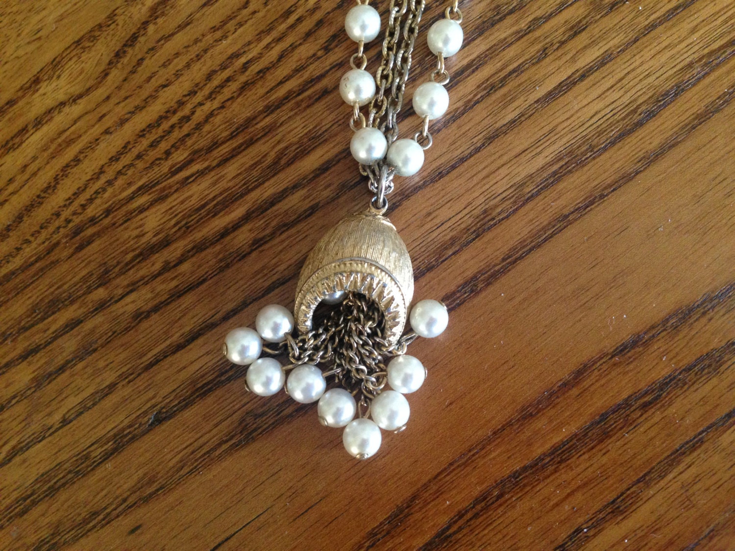 Vintage Faux Pearl Tassel Necklace With a Pearl and Gold