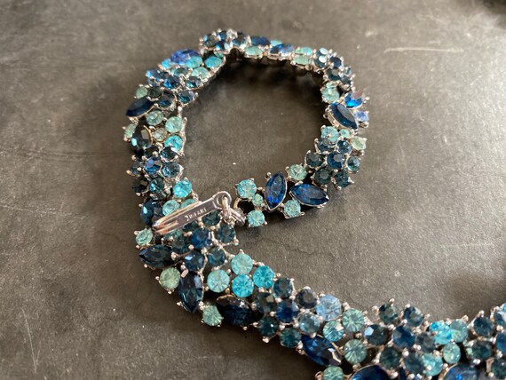 Crown Trifari Light and Montana Blue Rhinestone F… - image 7