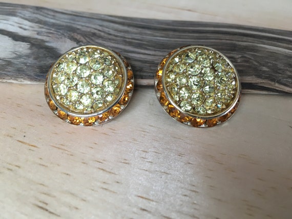 Coro Vintage Jonquil Yellow and Topaz Domed Round… - image 1
