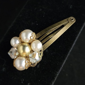 Faux Pearl Gold Tone and Iridescent Clear Bubble Cluster Bead Vintage Earring Hair Clip Barrette Accessory