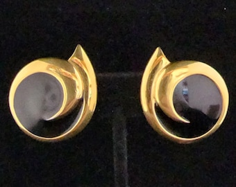 PRICE DROP Vintage Monet Black Enamel and Gold Tone Abstract Swirl Clip on Earrings