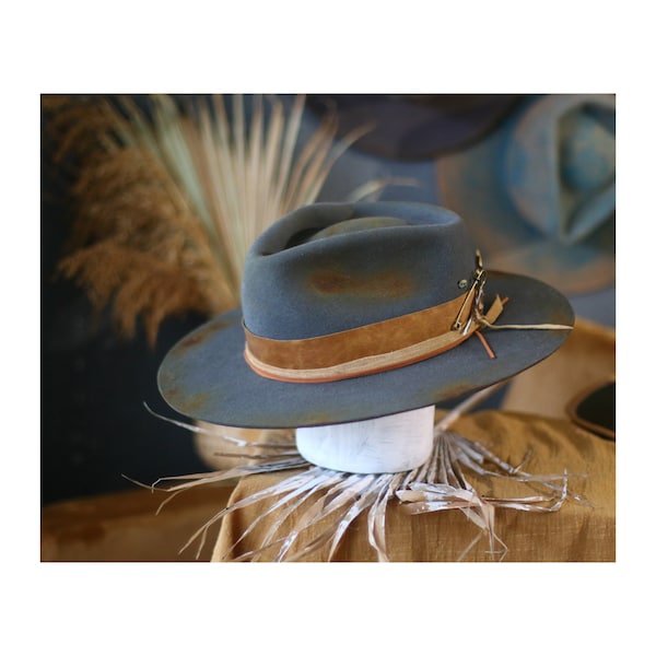 INDIEN - felt fedora - dark grey - vitage look distressed hat - chapolala