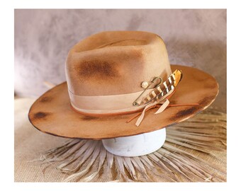 INDIEN - camel - felt fedora - vitage look distressed hat - chapolala