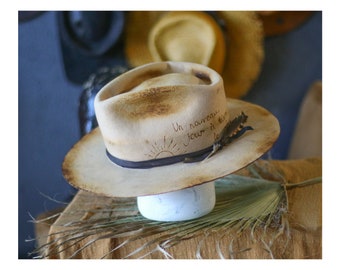 MESSAGER beige clair - felt fedora - vintage look distressed men women bespoke fedora hat - chapolala