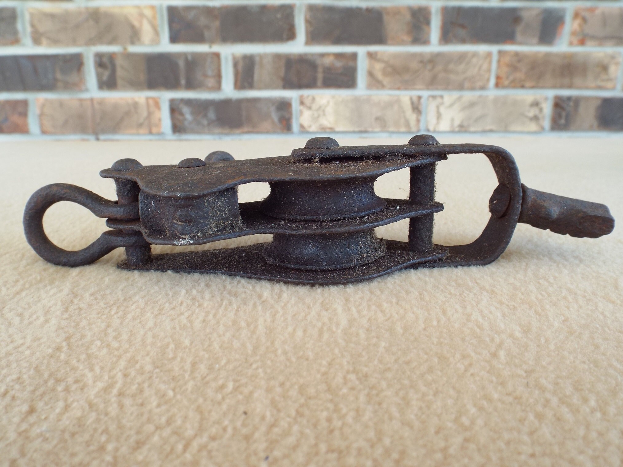 Antique Rustic Pulleys Barn Pulley Farm Tool Etsy