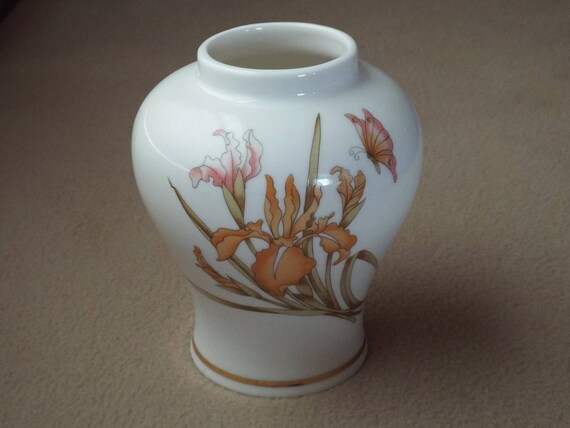 Clearance Japanese Porcelain Flower Vase Irises And Butterfly Etsy