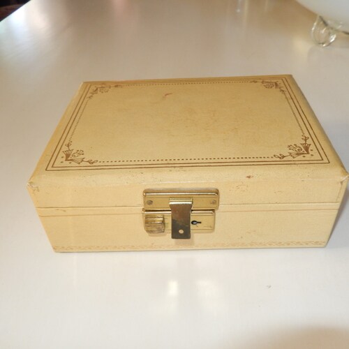 Midcentury Locking Mele Mirrored Jewelry Box With Key Etsy