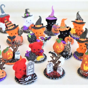 Miniature Halloween Figurine Scenes, Some Glow In The Dark!!