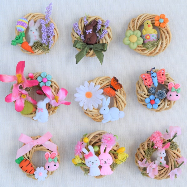 Easter Miniature Woven Bleached Vine Wreaths, 1:12 Scale, Miniature Hanging Easter Decorations , Easter Bunny, Flowers and Easter Eggs