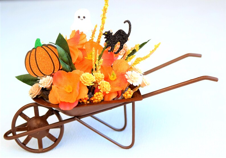 Halloween Flower Arrangements Glow In The Dark, Metal Tubs, Watering Cans, Wheel Barrows, Wagons, Pails Photo 9