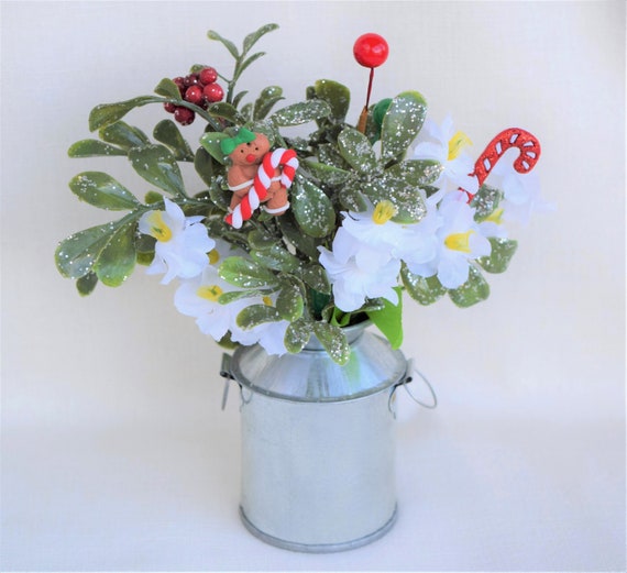 Zeg opzij vervaldatum Vervolgen Kerstmis kleine decoratieve bloemstukken met metalen emmers - Etsy Nederland