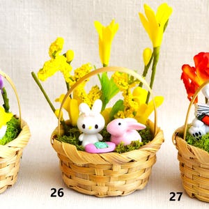 Miniature Easter Baskets 1:12 Scale, Dollhouse Easter Basket Miniatures ...