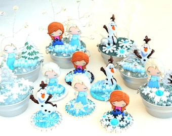 Scena in miniatura di Frozen: Anna, Elsa, Olaf - Vasca in metallo da collezione