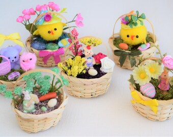 Miniature Easter Baskets 1:12 Scale, Dollhouse Easter Basket Miniatures, Miniature Easter Bunnies, Eggs and Flowers