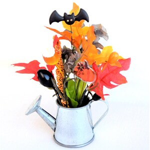 Halloween Flower Arrangements Glow In The Dark, Metal Tubs, Watering Cans, Wheel Barrows, Wagons, Pails Photo 3