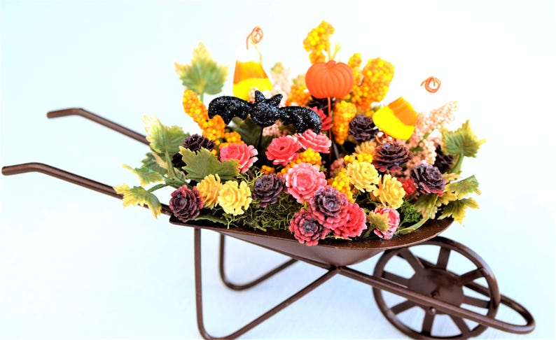 Halloween Flower Arrangements Glow In The Dark, Metal Tubs, Watering Cans, Wheel Barrows, Wagons, Pails Photo 10