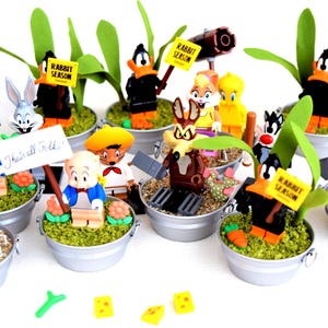 Miniature Collectible Characters, Cartoon Characters, Miniature Block Figurines, Movie And Action Characters, Cake Toppers, Miniature Tubs