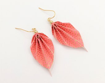 Origami leaf earrings, pink and gold, polka dots chiyogami paper, light weight