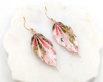 Origami leaf earrings pink and gold, washi paper, light weight