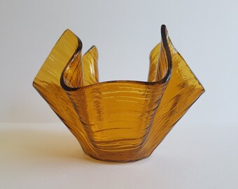 Amber Vintage Hankerchief Bowl - Circa 1960's, Textured glass in excellent condition. Trinket dish / bonbon dish / Posey Vase