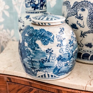 Beautiful Chunky Four Seasons Ginger Jar