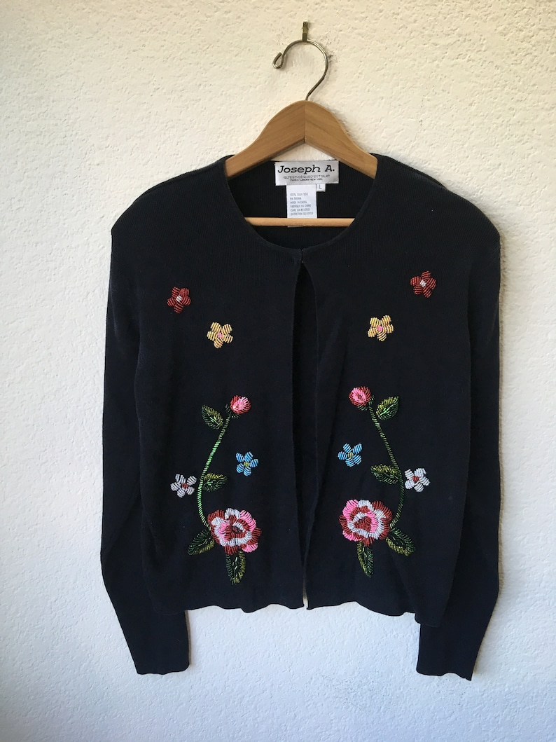 90s Beaded Floral Silk Cardigan Sweater Black Longsleeve Slightly Cropped Single-Button Cardi 90s Cute Flowers Sweater Women/'s Large