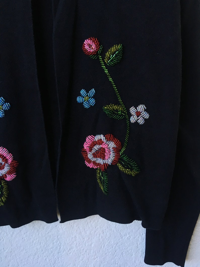 90s Beaded Floral Silk Cardigan Sweater Black Longsleeve Slightly Cropped Single-Button Cardi 90s Cute Flowers Sweater Women/'s Large