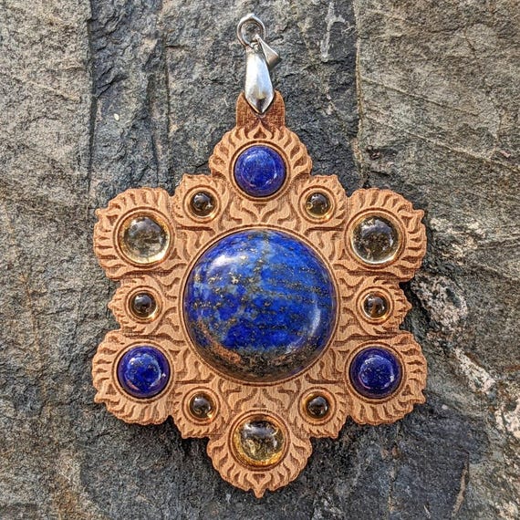 Talismano in pietra preziosa di lapislazzuli e citrino