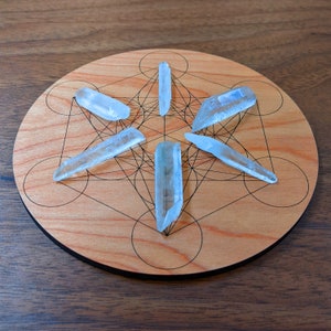 Metatron&#39;s Cube Crystal Grid - Sacred Geometry - Laser Cut - Charging Plate Crystal Display Birch Wood