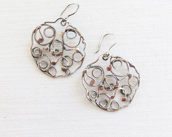 Round Notes Earrings