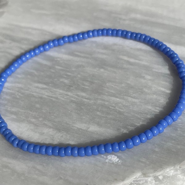 3mm Periwinkle Seed Bead Stretch Cord Bracelet