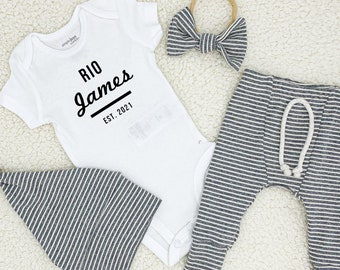 Personalized unisex baby outfit / gender neutral newborn coming home outfit / neutral take home outfit / mom to be gift / going home outfit