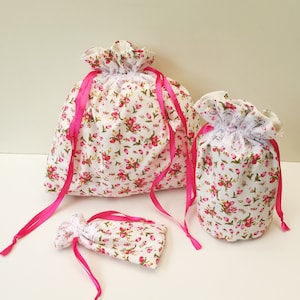 Satz von 3 wiederverwendbare Stoff Geschenk-Taschen, Geschenk-Kartenhalter, Projekt Tasche, Lagerung für Bücher Kosmetik Unterwäsche Socken : Nachhaltig, Zero Waste