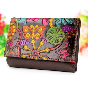 Women's Designer Wallets - Leather, Canvas Wallets for Women - LOUIS VUITTON  ®