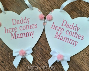 Here comes Mummy wedding Sign, Flower girl sign, Page boy sign, Wait until you see Mummy, Wedding sign, Here come Mommy sign, Wedding day