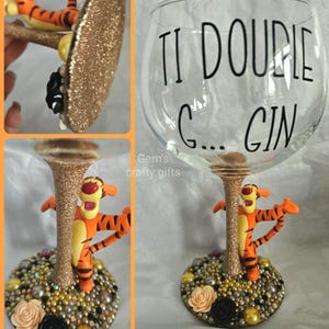 Tigger Gin glass, Tigger glass, Glittered Gin glass, Tigger gift, Funny glass, Gift idea, Birthday gift, Tigger wine glass, winnie the pooh