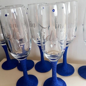 Wedding glasses, Bride glass, Bridesmaid glass, bridal party glass, Prosecco glass, Wedding flute, Toasting flutes, Wedding day gift